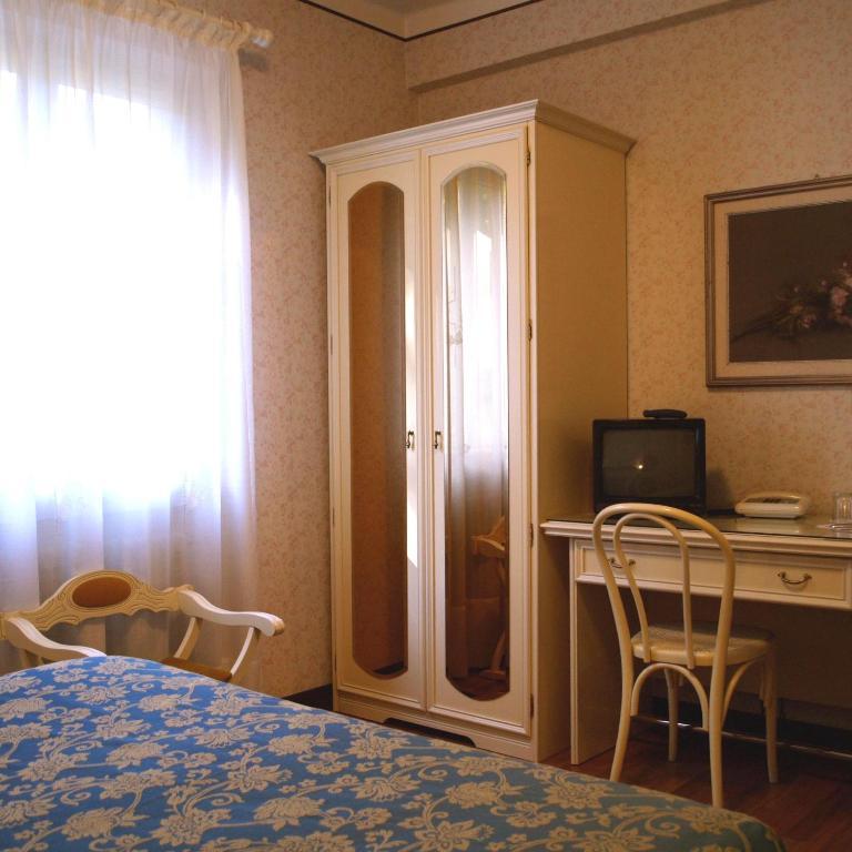 Hotel Du Parc Lake Maggiore Pokoj fotografie